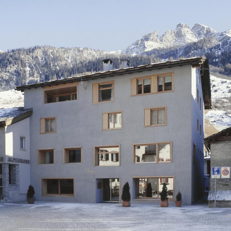 Hotel Alpina Vals Buitenkant foto