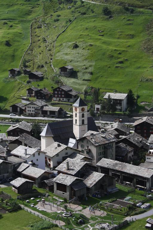 Hotel Alpina Vals Buitenkant foto